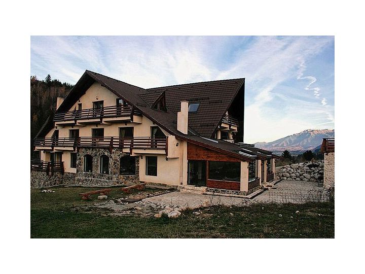 Cabana Taverna Pietrei Craiului, Zarnesti - imaginea 