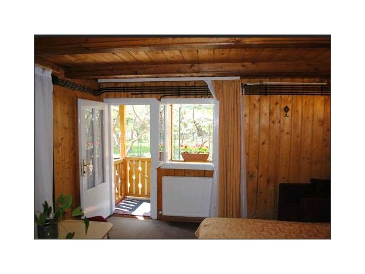Bungalow Herastrau, Bucuresti - imaginea 