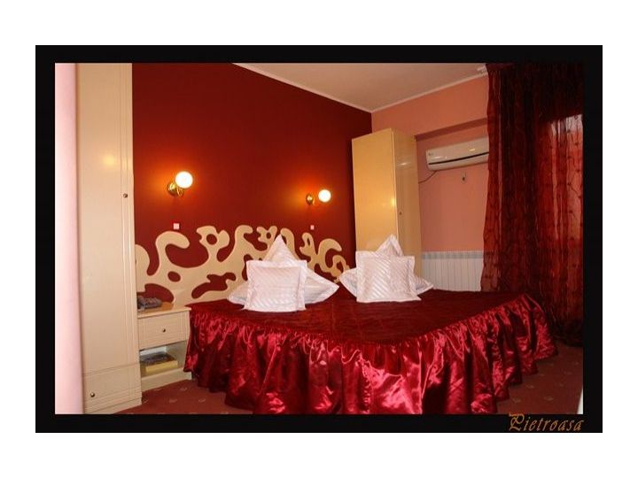 Hotel Pietroasa, Buzau Oras - imaginea 
