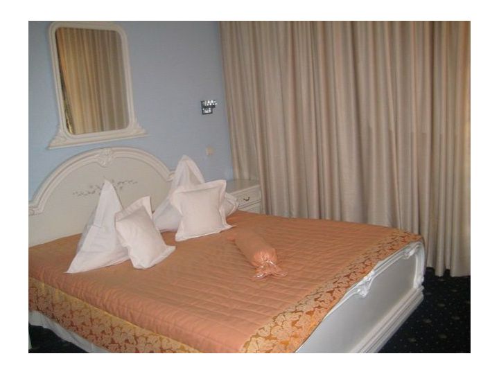Hotel Pietroasa, Buzau Oras - imaginea 