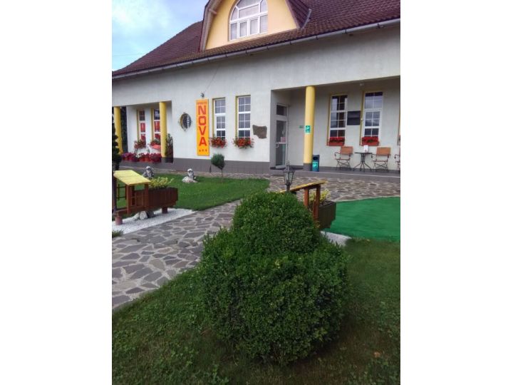 Pensiunea Nova, Bunesti Cluj - imaginea 