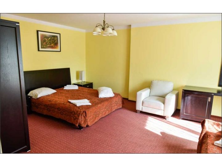 Hotel Elyon, Dej - imaginea 