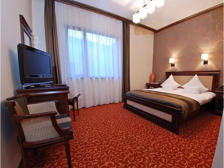 Hotel West City, Floresti - imaginea 