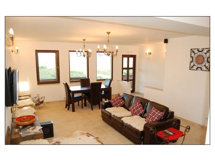 Cabana Motilor, Marisel - imaginea 