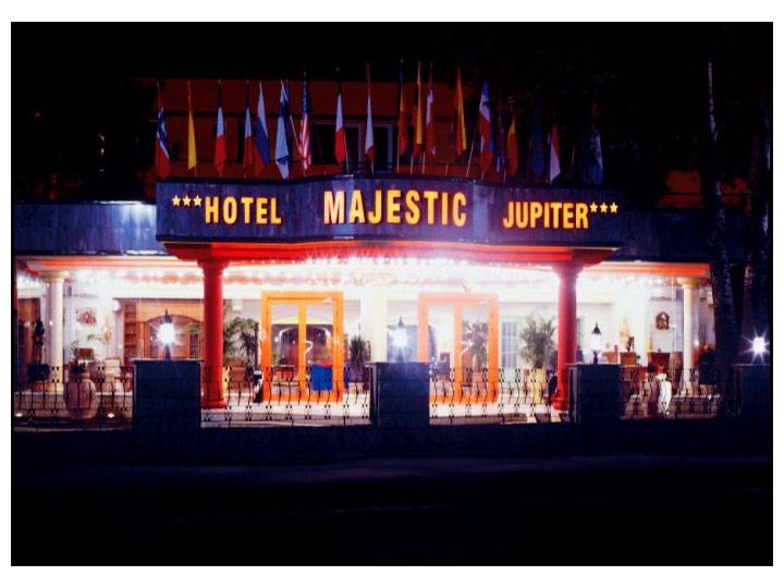 Hotel Majestic, Jupiter - imaginea 
