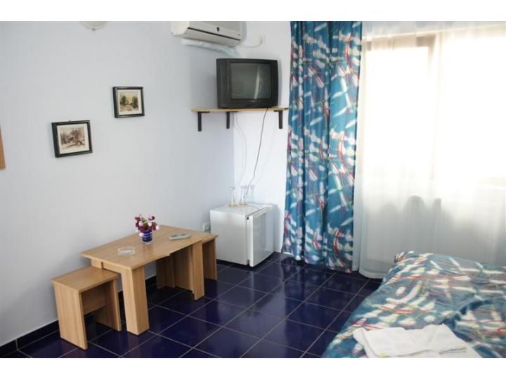 Vila Cristina, Navodari - imaginea