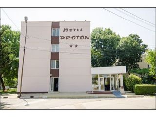 Hotel Proton, Neptun