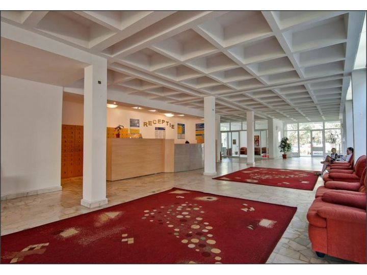 Hotel Balada, Saturn - imaginea 
