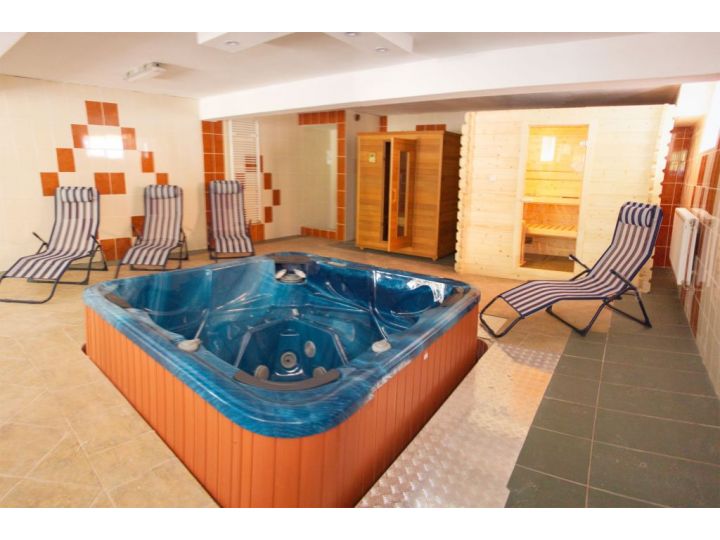 Vila Alpin, Comandau - imaginea 