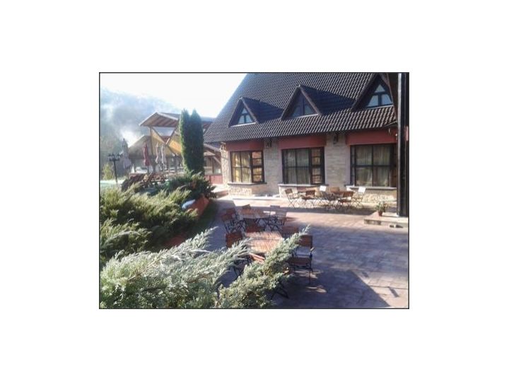 Pensiunea Casa Cu Flori, Valea Crisului - imaginea 