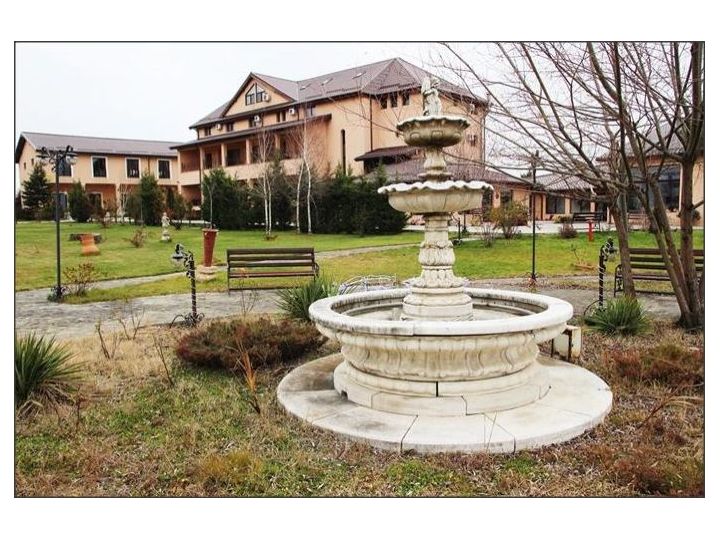 Hotel Insieme Grand Resort, Potlogi - imaginea 