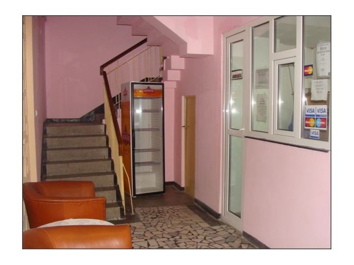 Hostel Rocoop, Filiasi - imaginea 