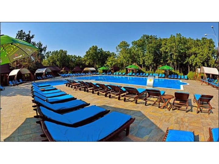 Complex turistic Stejarul, Galati - imaginea 