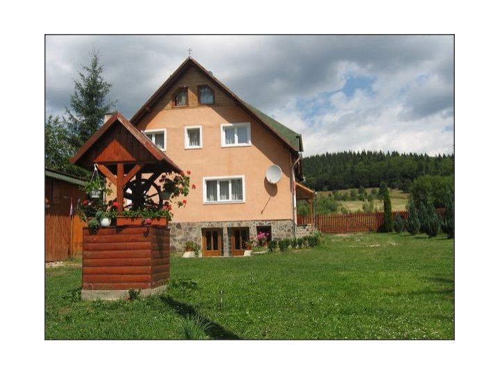Camere de inchiriat Casa Moldovan, Izvoru Muresului - imaginea 